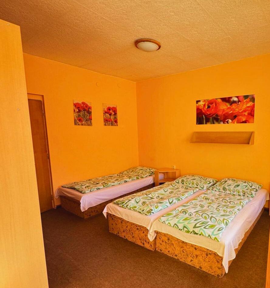 Borova Sihot Atc And Penzion Liptovský Hrádok Extérieur photo