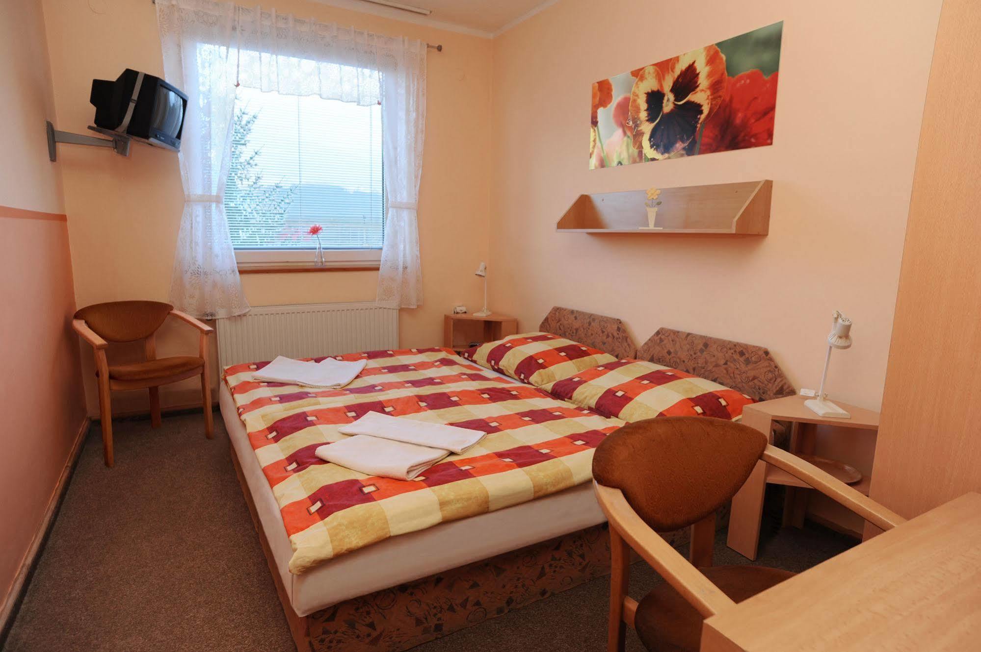 Borova Sihot Atc And Penzion Liptovský Hrádok Extérieur photo